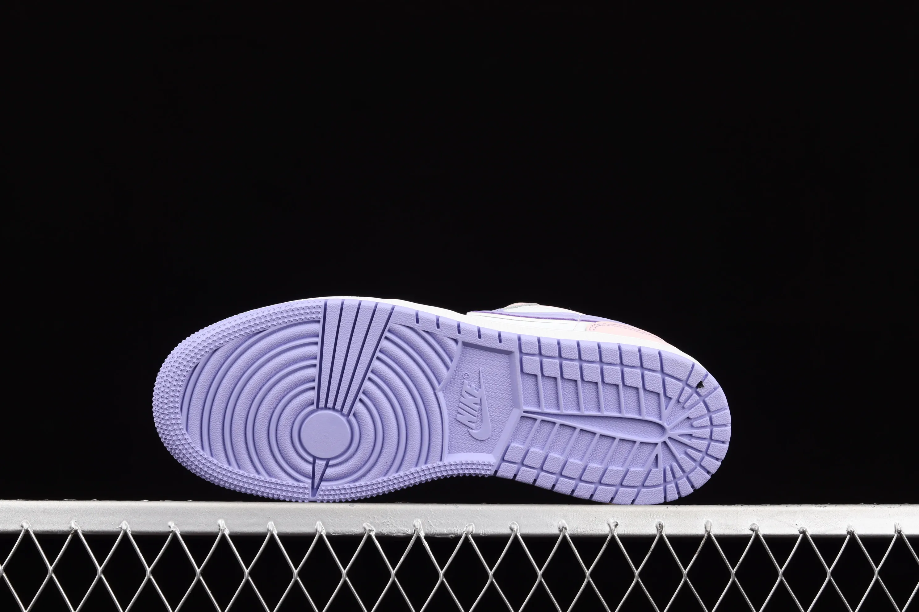 All categories Air Jordan Jordan series basketball shoes Air Jordan 1 Low G version pure original Air Jordan 1 Low AJ1 Joe 1 white purple pink low-top cultural leisure sports sneakers CV9844-600